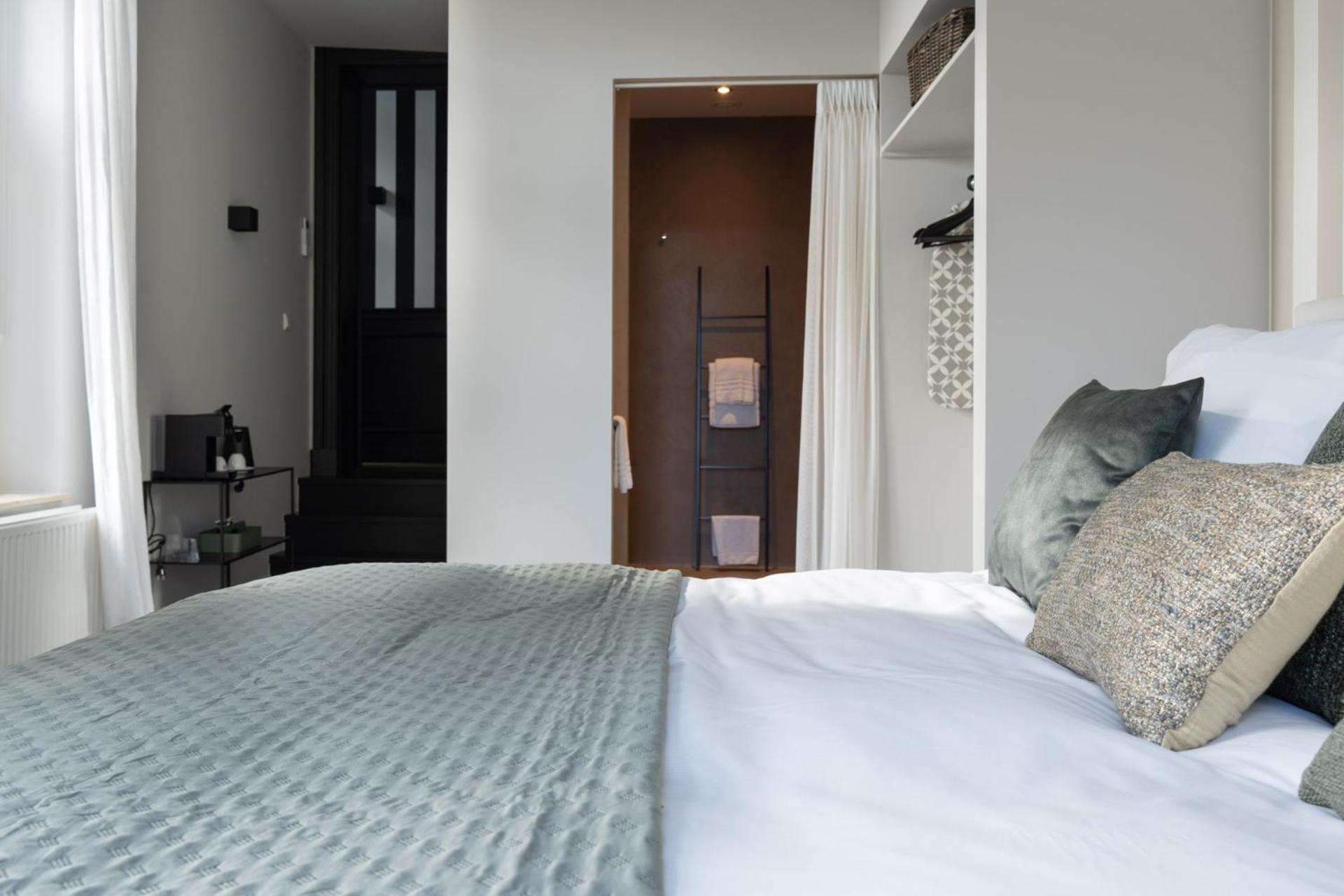 Villa V Petit Hotel Valkenburg aan de Geul Dış mekan fotoğraf