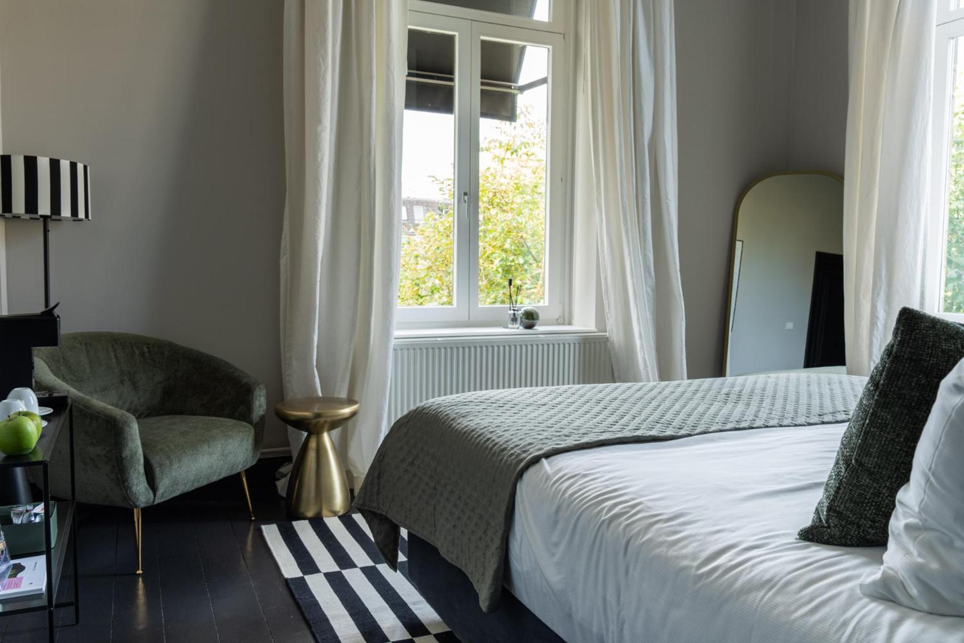 Villa V Petit Hotel Valkenburg aan de Geul Dış mekan fotoğraf
